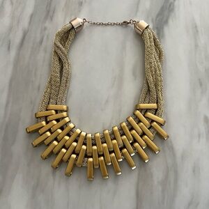 Statement necklace